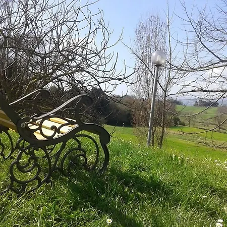 Casale Del Pino Narni Vakantiehuis