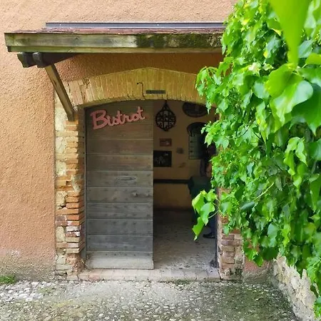 Casale Del Pino Narni Vakantiehuis