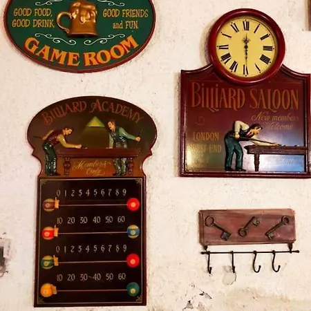 펜션 Casale Del Pino Narni