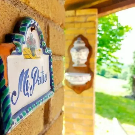 Casale Del Pino Narni 펜션