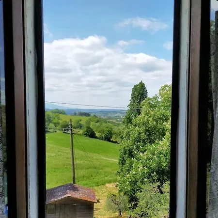 Casale Del Pino Narni 펜션 *